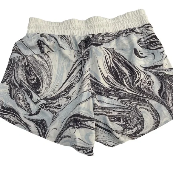 Athleta Crossroads Short Sumi Marble Light Blue S NWT - Picture 5 of 10
